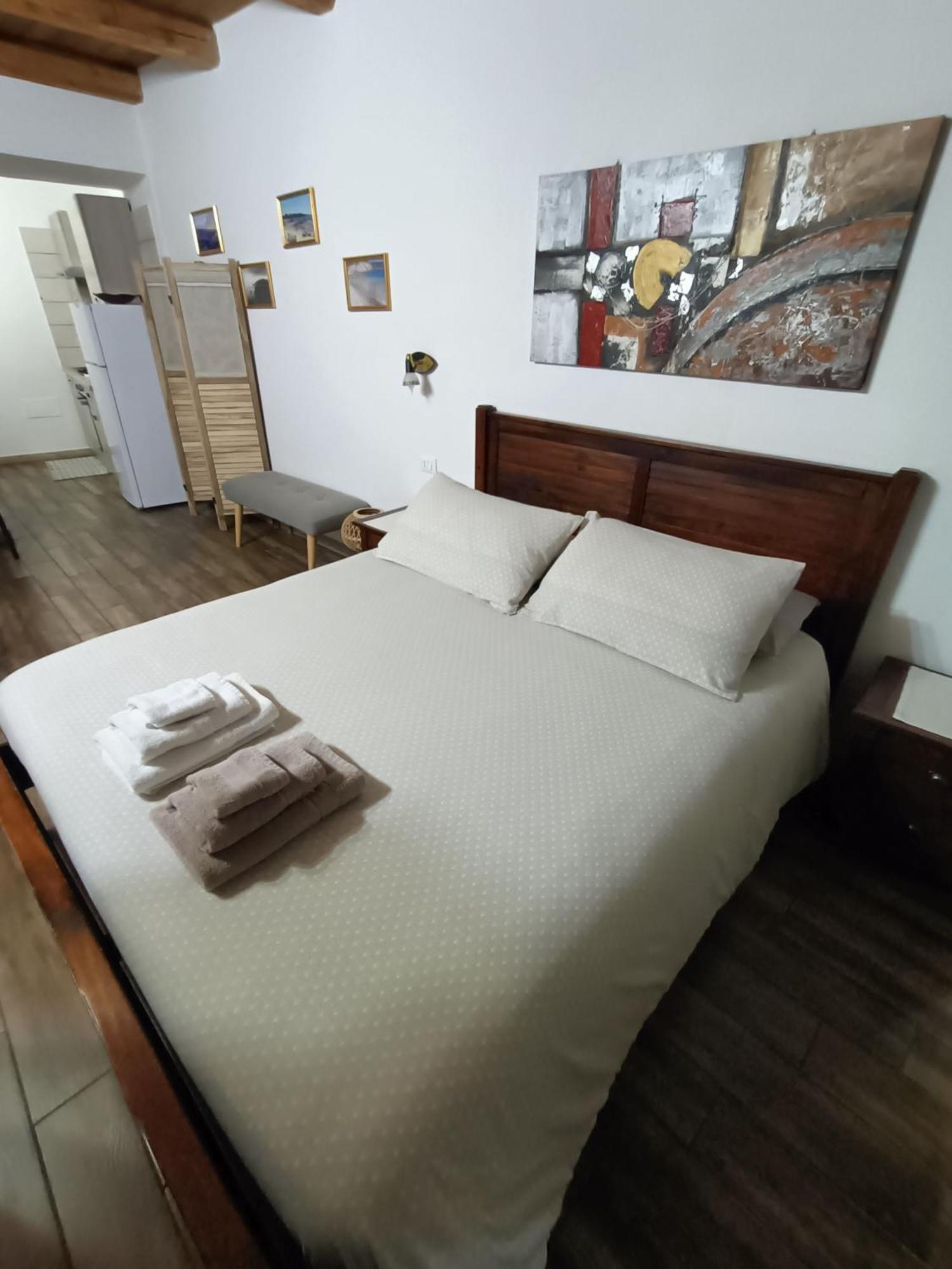 Bed And Breakfast Raggio Di Sole Iglesias Exterior photo