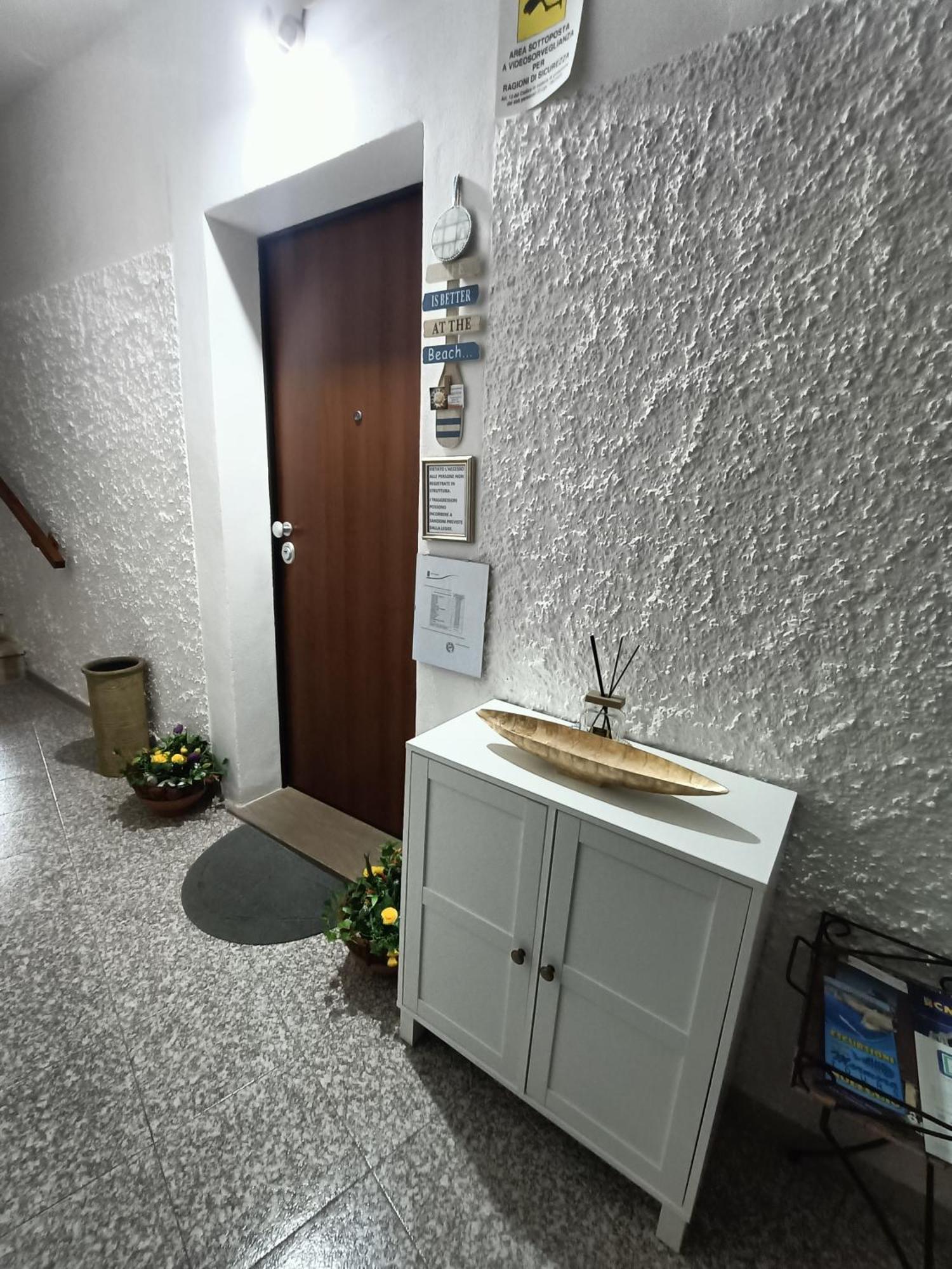 Bed And Breakfast Raggio Di Sole Iglesias Exterior photo