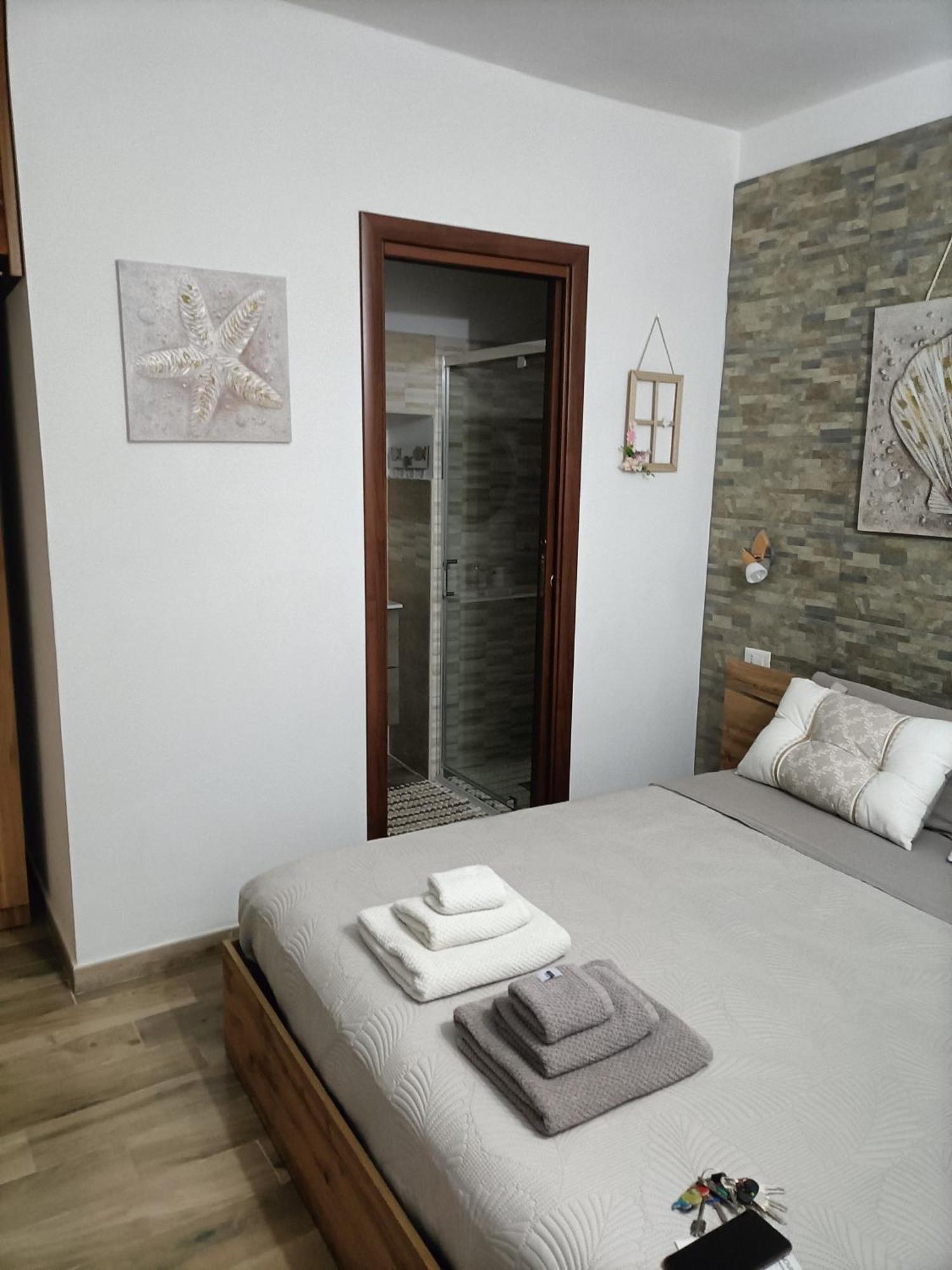 Bed And Breakfast Raggio Di Sole Iglesias Exterior photo